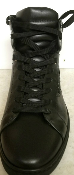 Shows - Picture 2 of 5